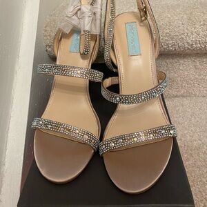 Elegant Rhinestone Embellished Sandals Bestie Johnson brand new